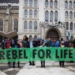 Aktywiści klimatyczni rozpoczęli dwutygodniowy protest w Londynie