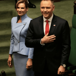 Polska zmieniła prezydenta. Karol Nawrocki zastąpił Andrzeja Dudę