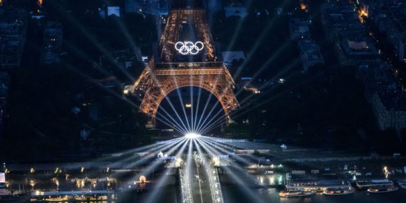 Rozpoczęły się igrzyska olimpijskie w Paryżu. Ceremonia trwała cztery godziny. Zaśpiewała Celine Dion