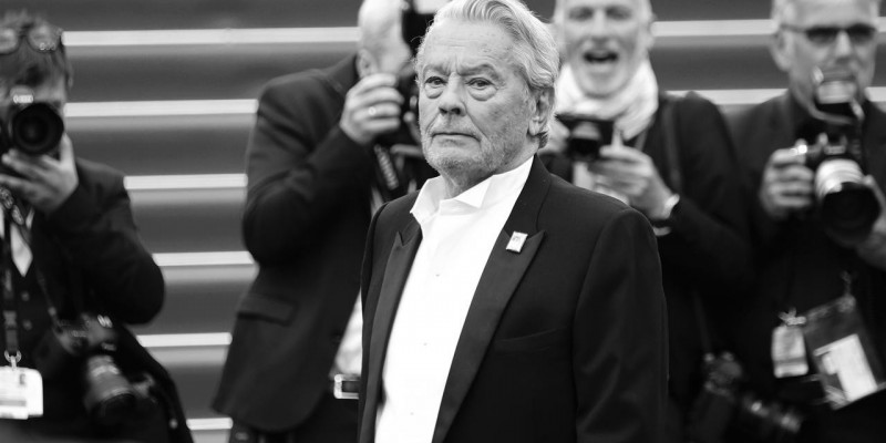 Zmarł Alain Delon