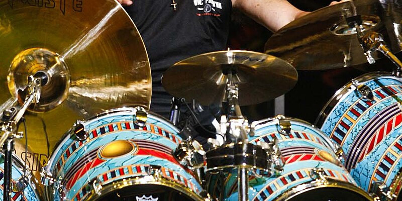 Perkusista Iron Maiden, Nico McBrain, odchodzi na emeryturę