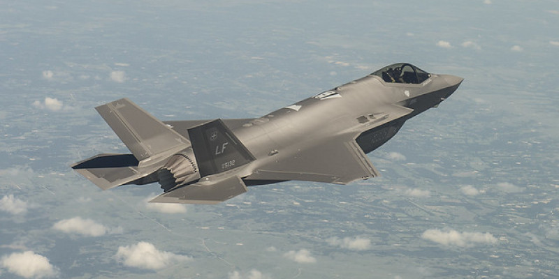 Rząd zamierza kupić 12 samolotów F-35, zdolnych do przenoszenia głowic nuklearnych